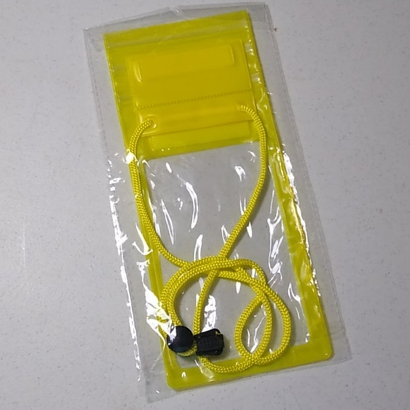 Accessories - Water Proof CellPhone Case